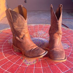 Women’s boots